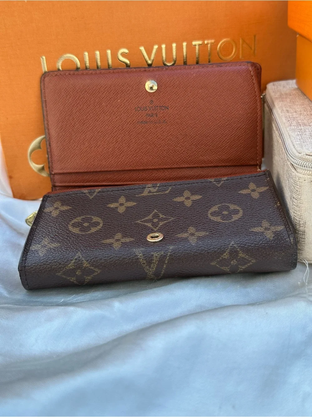 Louis Vuitton Monogram Canvas Trifold Wallet in Brown